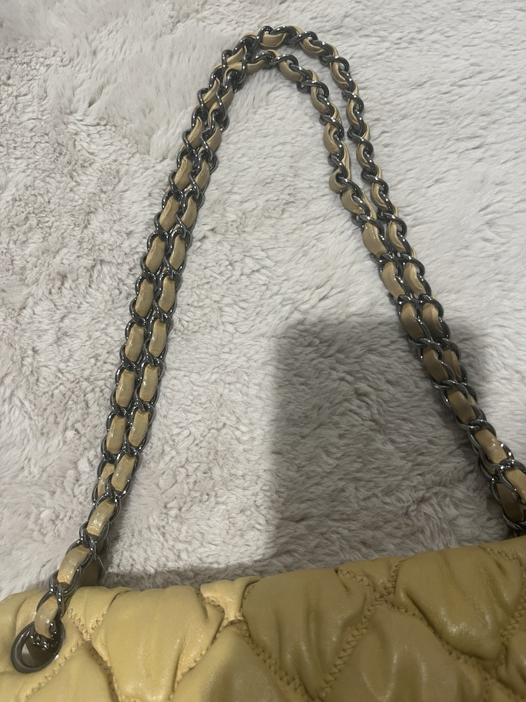 CHANEL CC Quilted Turn Lock Closure Shoulder Bag Medium Beige Leather