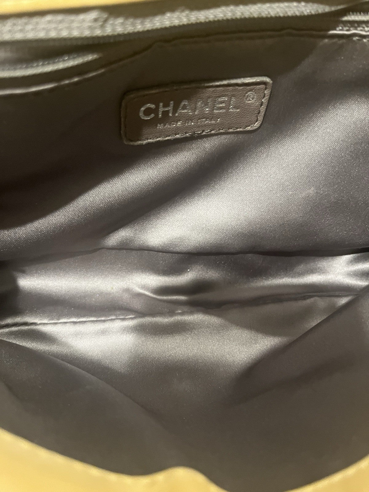 CHANEL CC Quilted Turn Lock Closure Shoulder Bag Medium Beige Leather