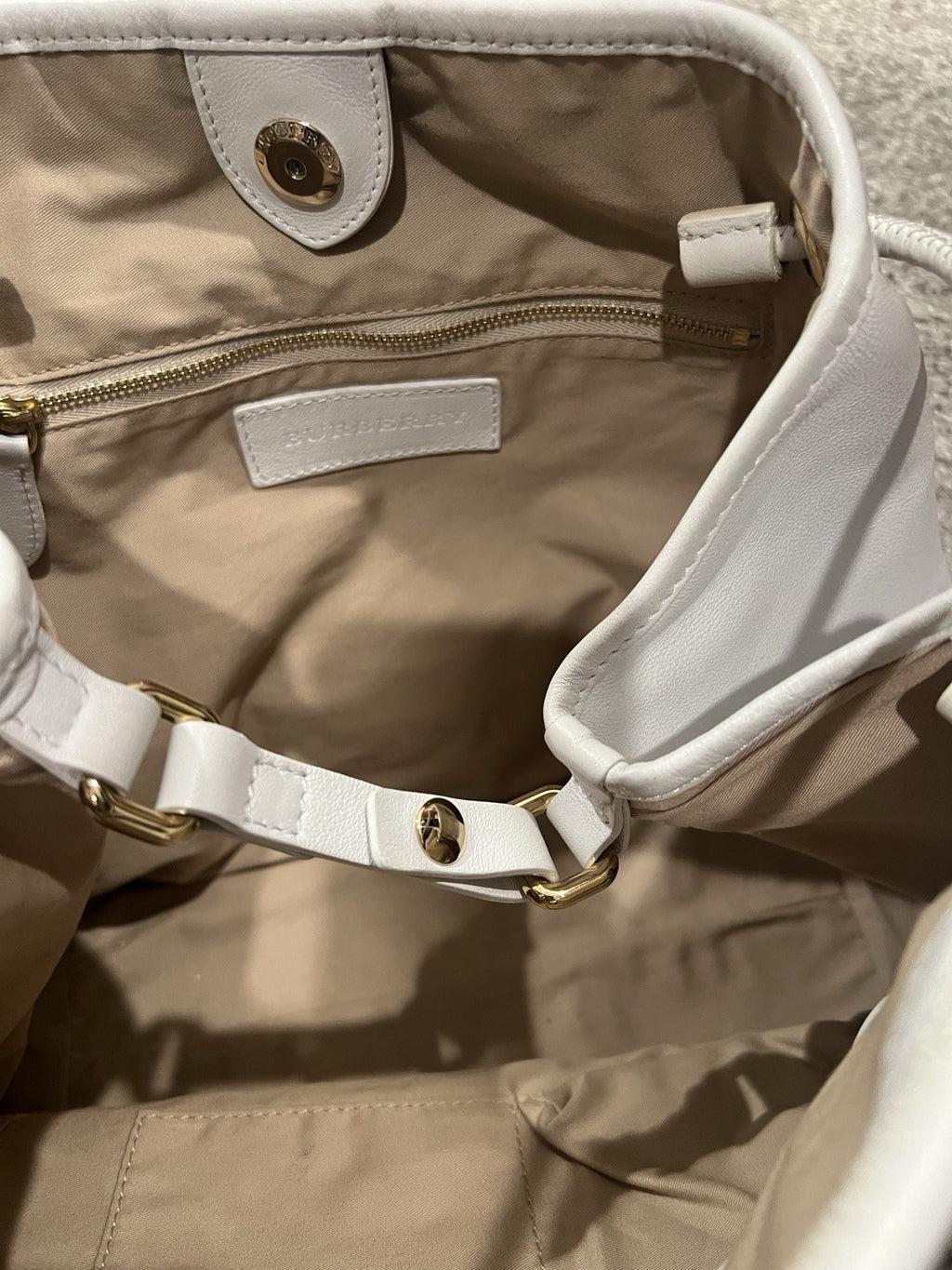 Burberry Tote Bag White Great Condition Authentic See Pictures and Description