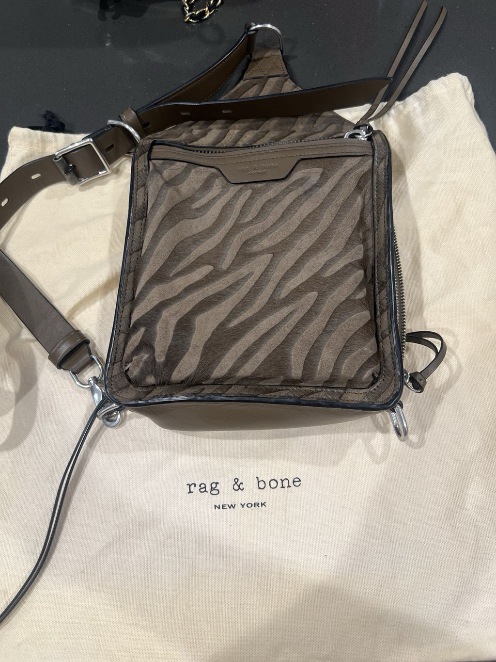 Rag & Bone Elliot Sling Pack In Print. Rare Find. Very Good Condition Pre-Owned