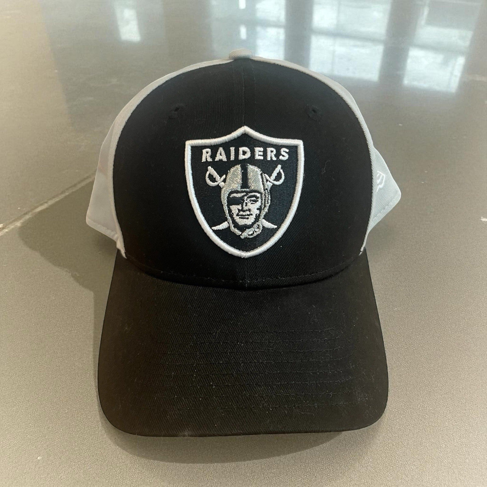 New Era Las Vegas Raiders 9Forty Black Adjustable Strap Hat Cap